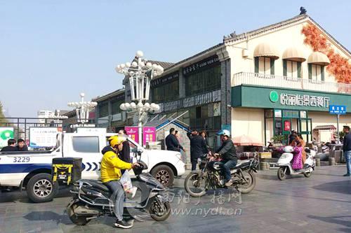 民主街社区优化交通环境，提升居民生活质量，最新交通新闻综述